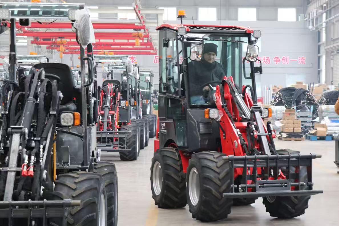 Great Compact Loader