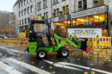 La pala compatta elettrica ridefinisce i progetti urbani comunali