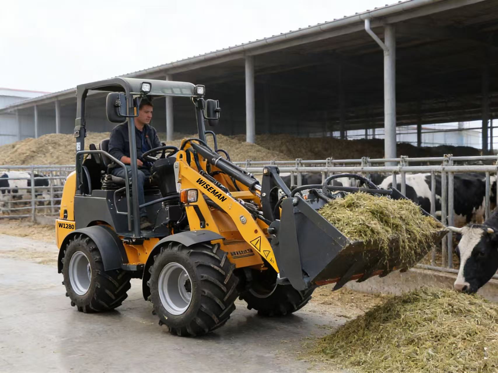 Caricatore compatto per aziende agricole europee Caricatore compatto per aziende agricole europee