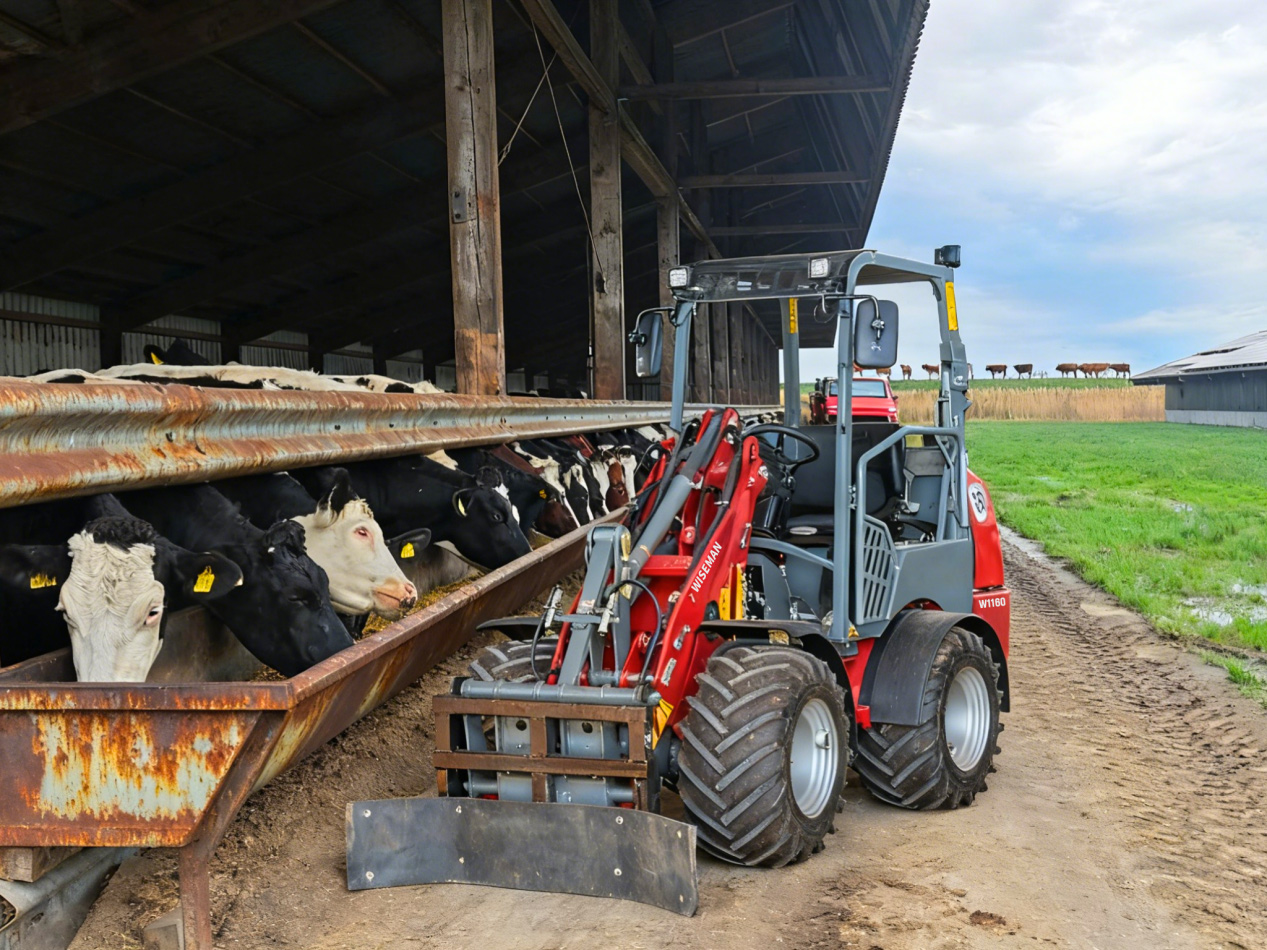 Wiseman Compact Loader: Power Meets Precision for Your Dairy Farm Wiseman Compact Loader: Power Meets Precision for Your Dairy Farm