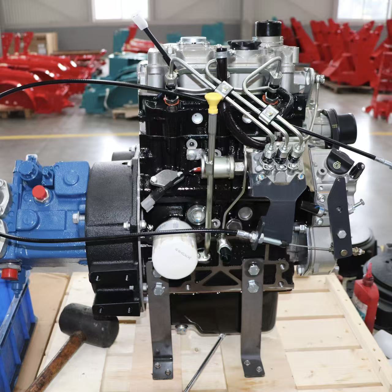 Kompaktowa ładowarka do winnic europejskich