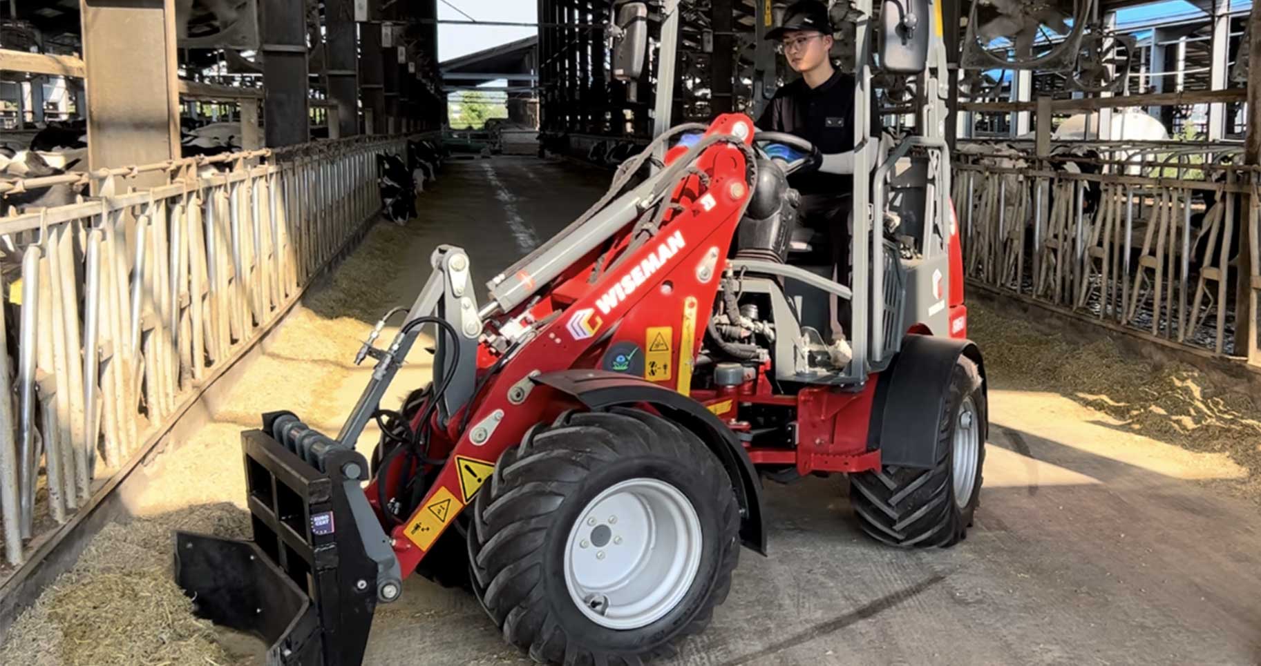 Стоимость компактного колесного погрузчика