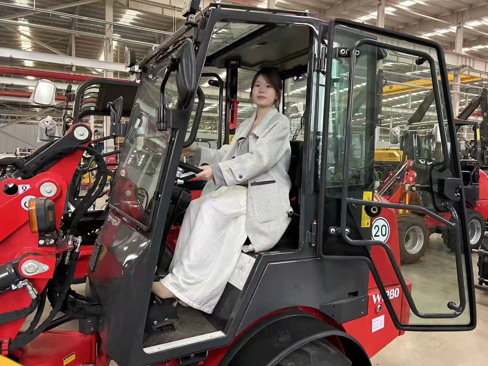 Compact Articulating Loader Compact Articulating Loader