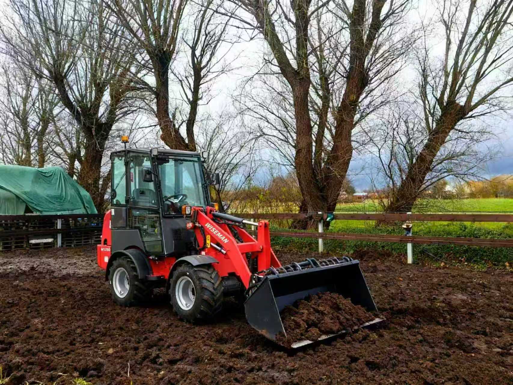 Custo da Carregadora Articulada Compacta. jpg